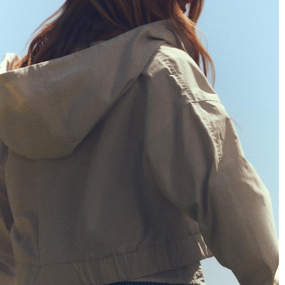 Zara Crop Hooded Jacket - Picture 4 of 16